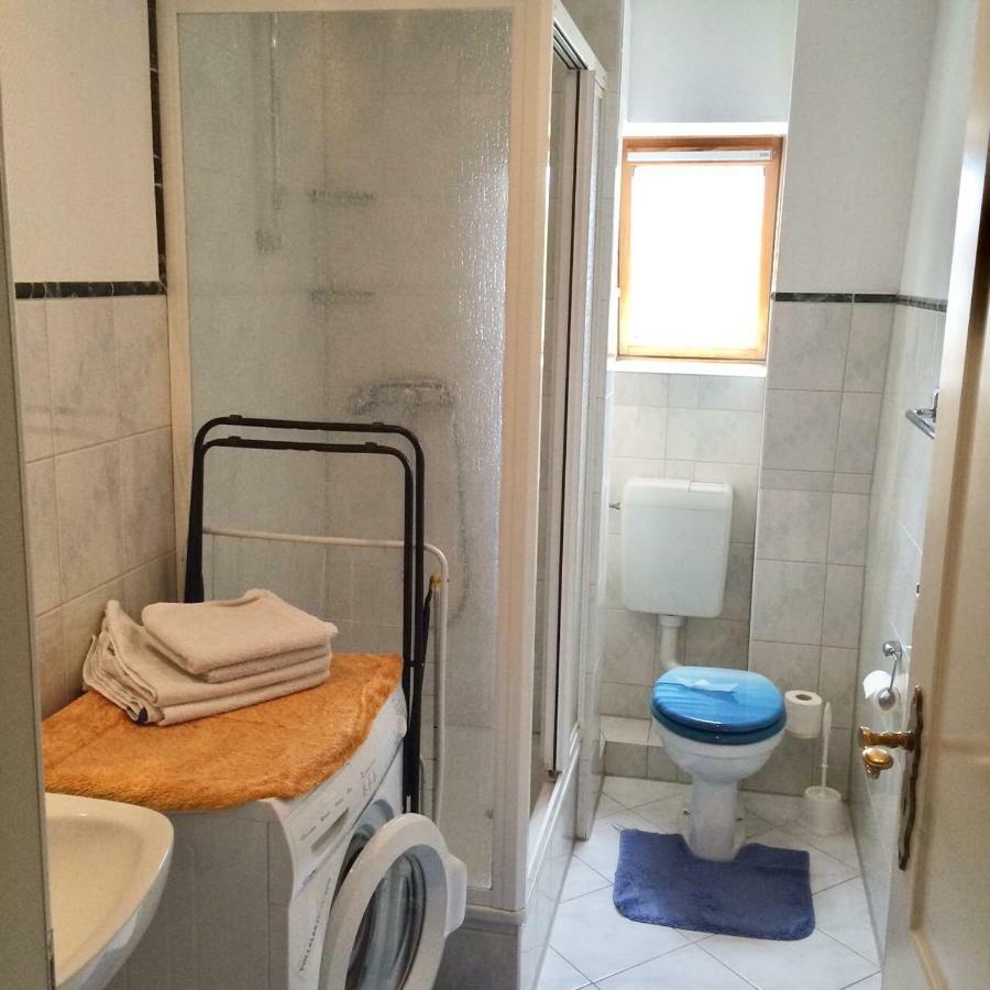 Apart Ferienwohnung Warnemunde Росток Екстер'єр фото