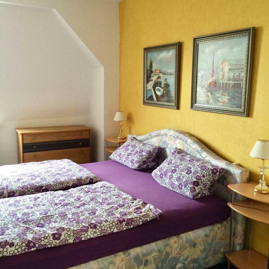 Apart Ferienwohnung Warnemunde Росток Екстер'єр фото