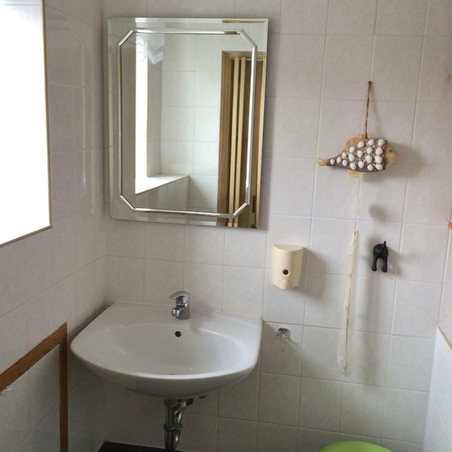 Apart Ferienwohnung Warnemunde Росток Екстер'єр фото